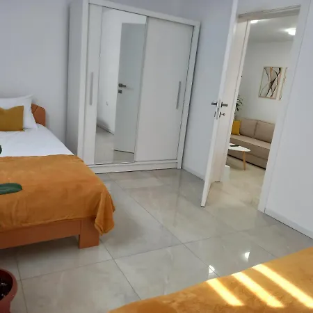 Leda Apartament Semendria