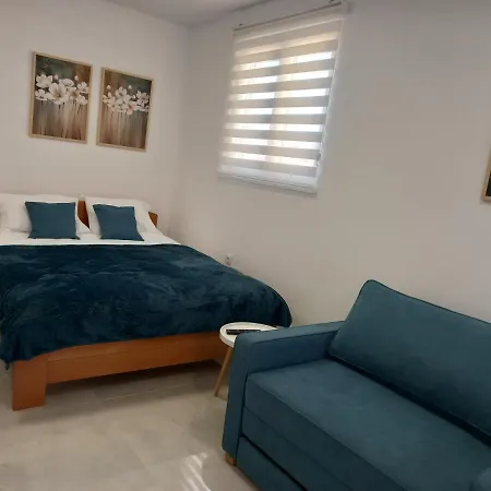 Apartament Leda Semendria