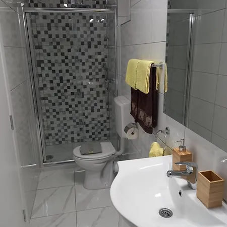Apartment Leda