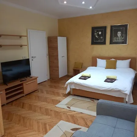 Leda Apartment