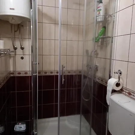 Apartment Leda *